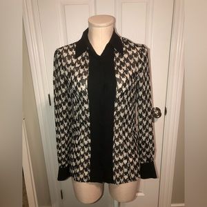 3/$40 Marciano 100% silk Houndstooth Blouse